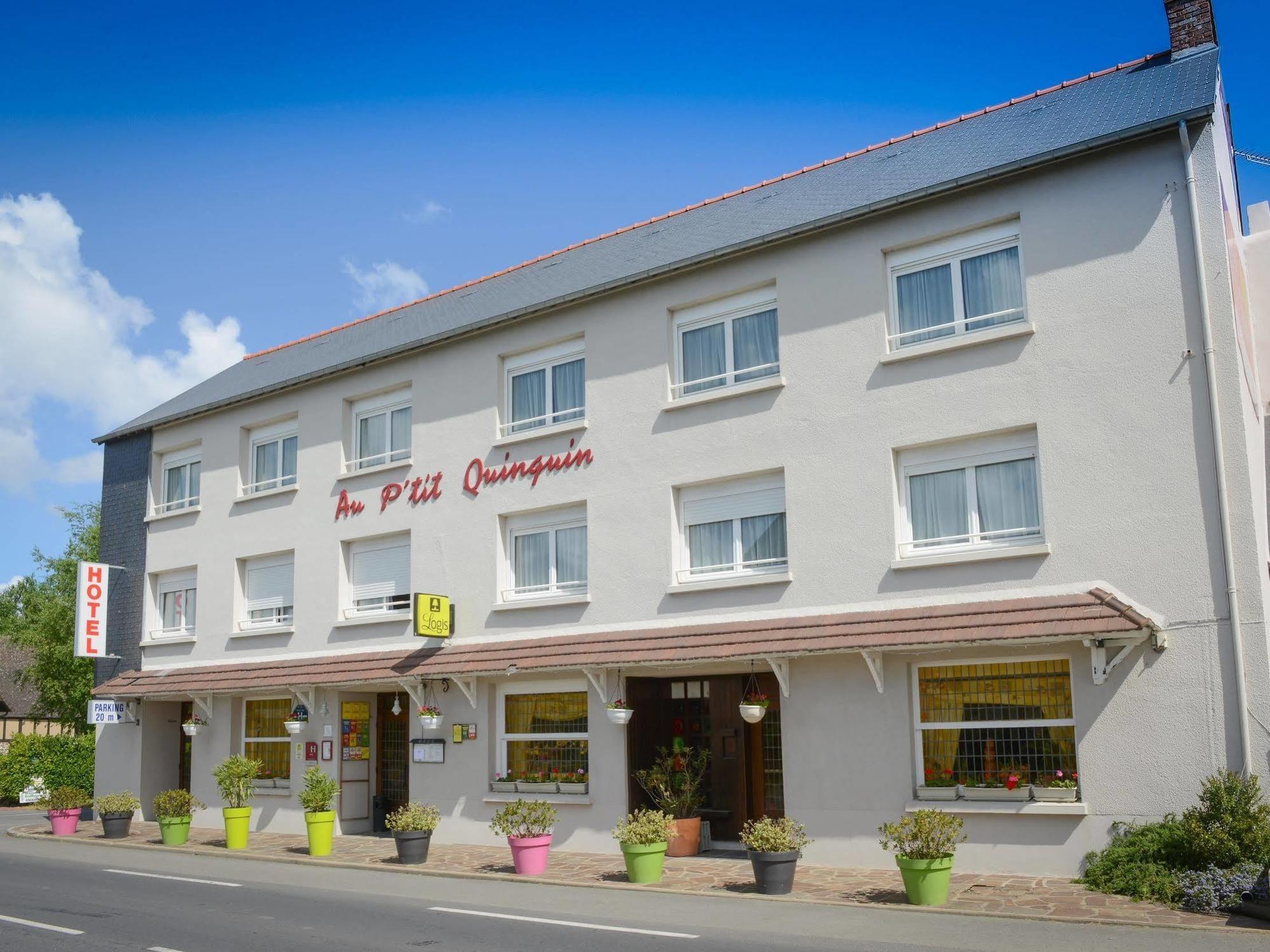 Au P'Tit Quinquin Hotel Le Val-Saint-Pere Exterior photo